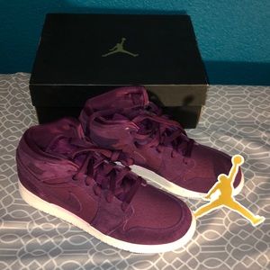 Air Jordans Mid BG size 7.5 NWT